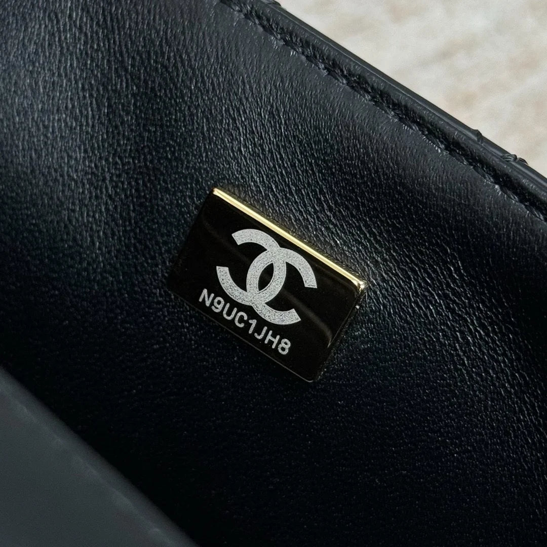 Chanel 24k Mini Saplı Rugan Siyah