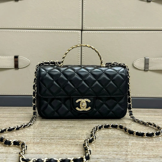 Chanel 24A Klasik Flap Mini Buğday Kulak Sapı Çanta