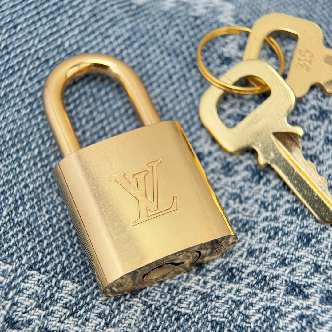 LV Keepall Bandoulière 50