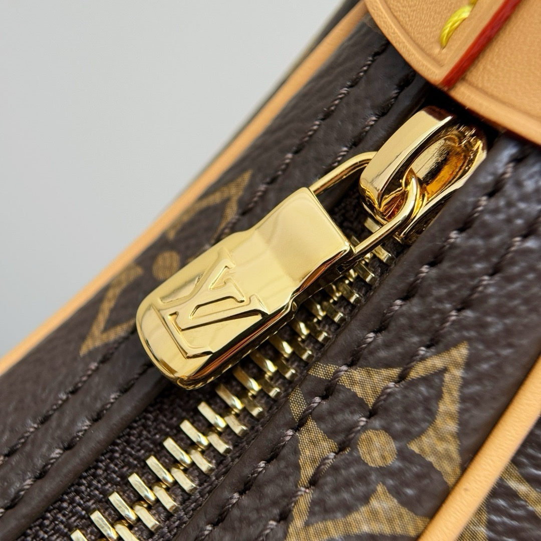 LV Loop Monogram Çanta