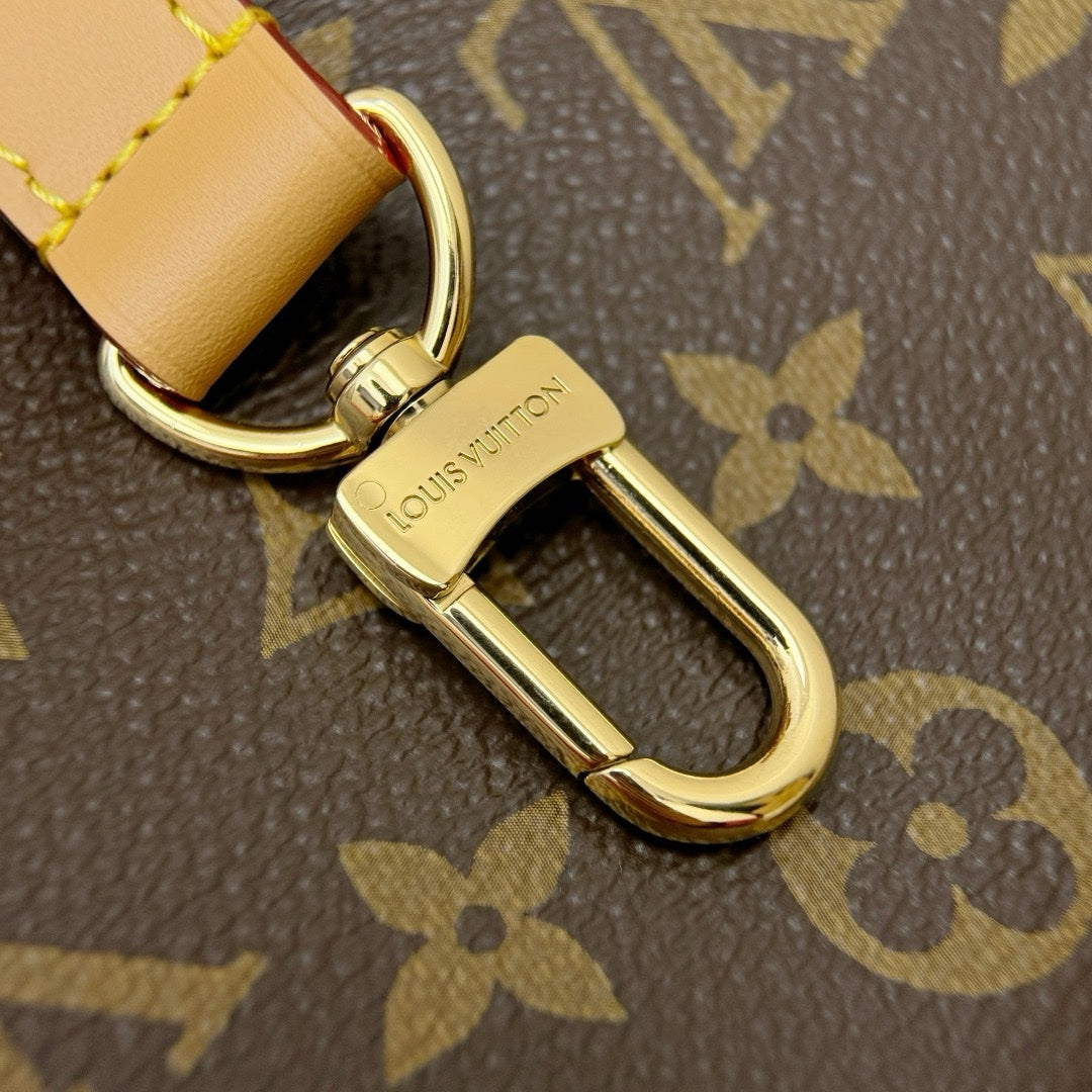 LV Loop Monogram Çanta