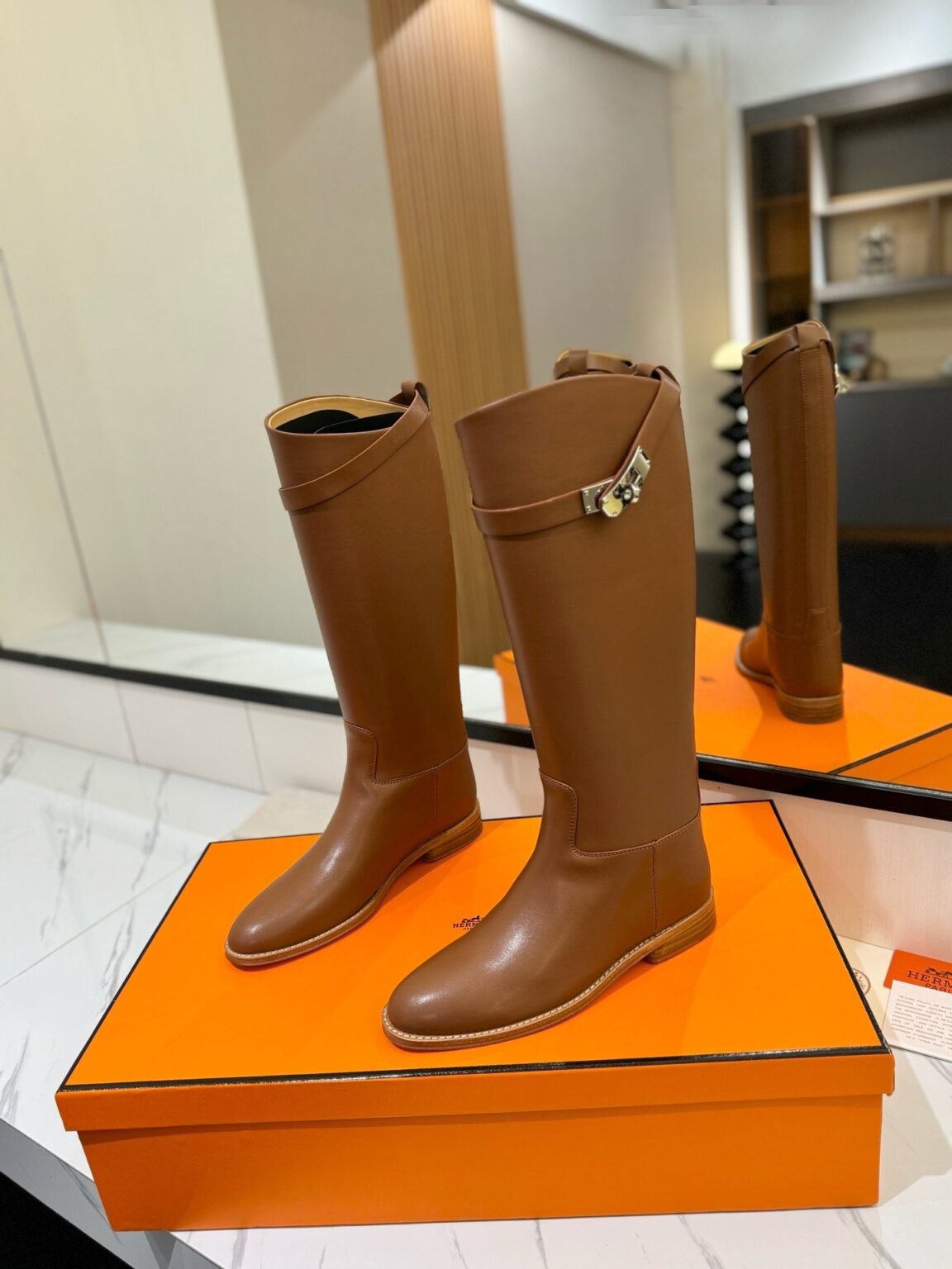 Hermès Zıplayan Botlar