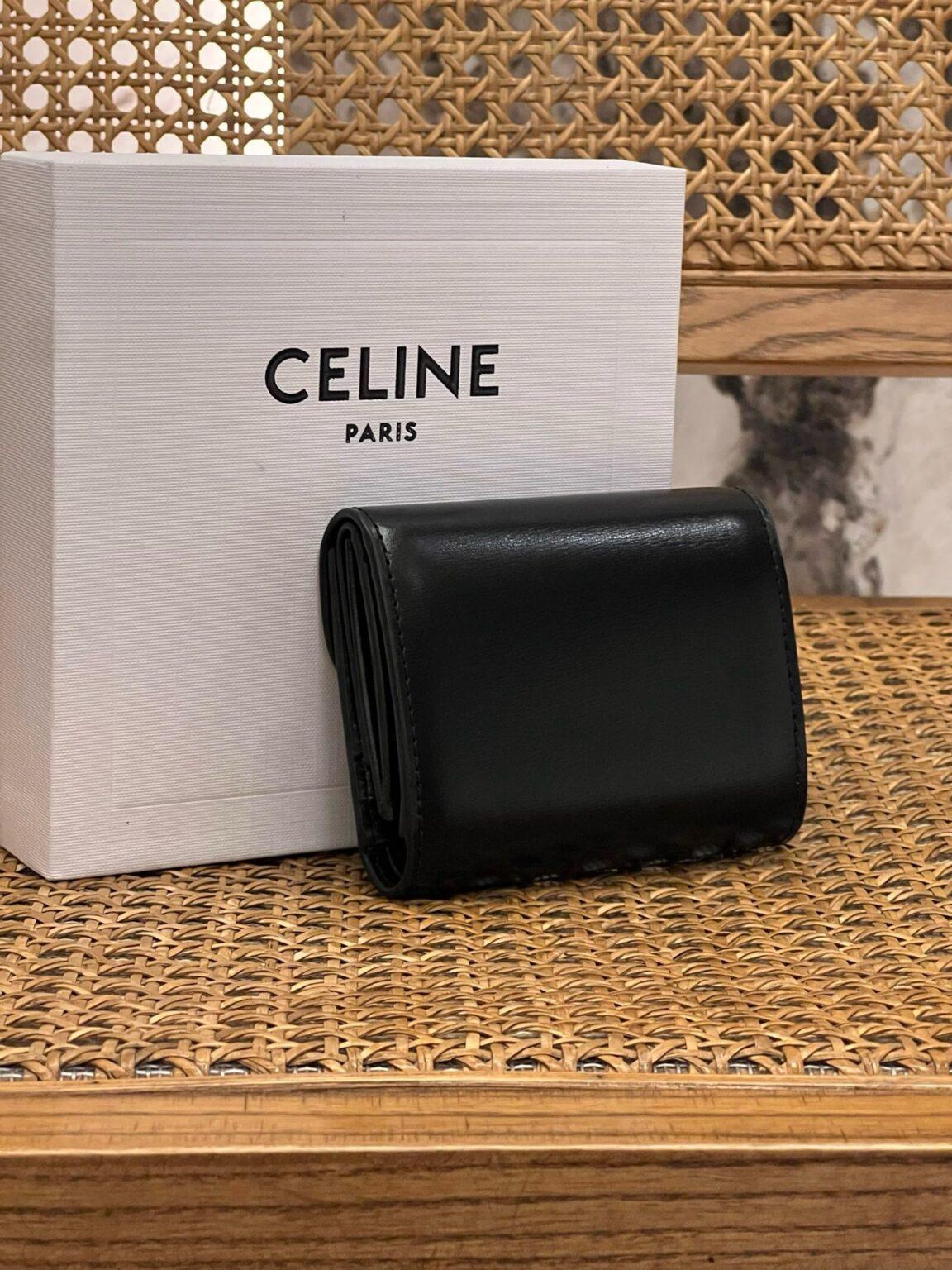 Celine Triomphe Parlak Dana Derisi Küçük Kapaklı Cüzdan