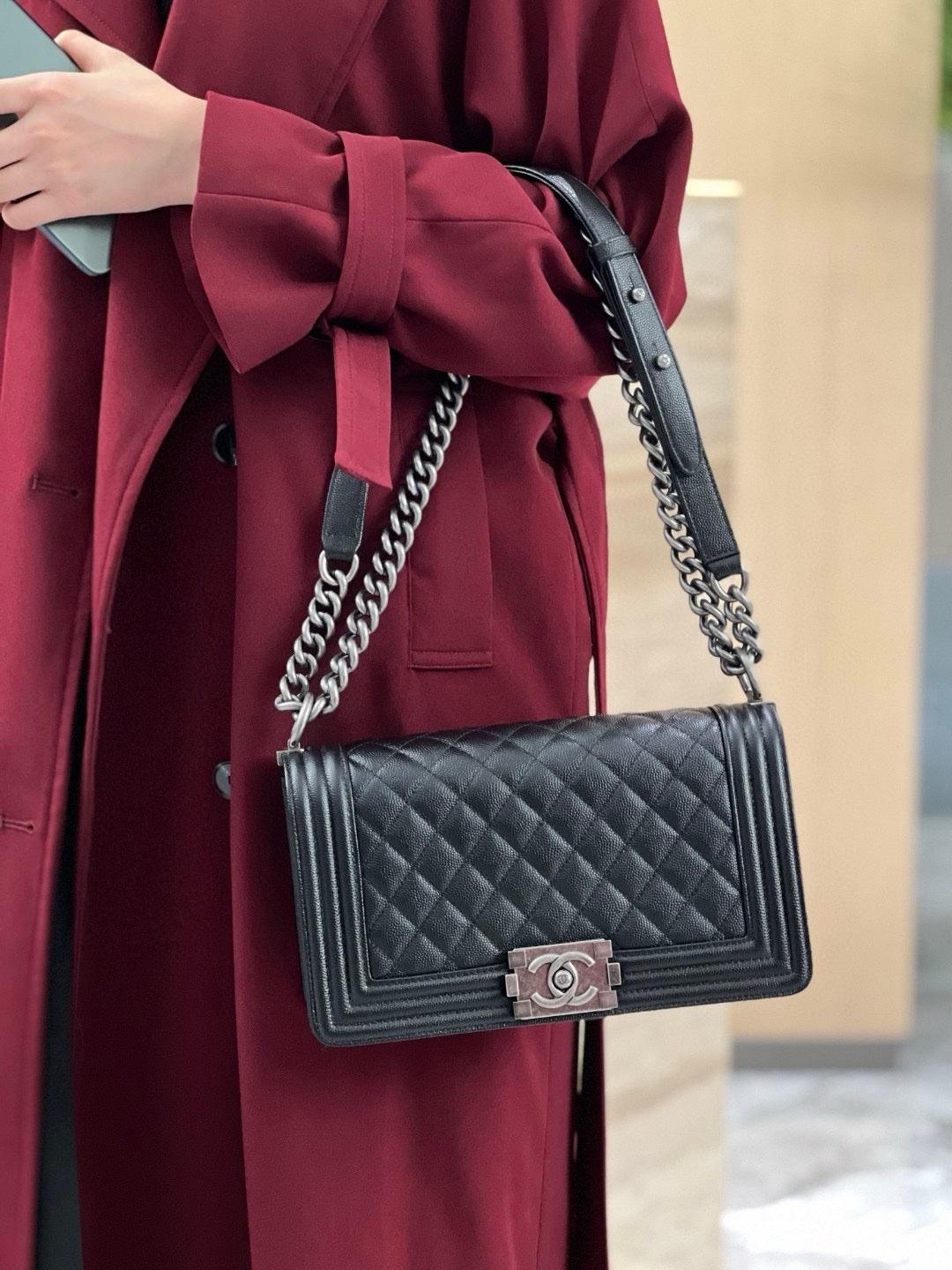 Chanel Leboy Havyar Deri Çanta 25cm