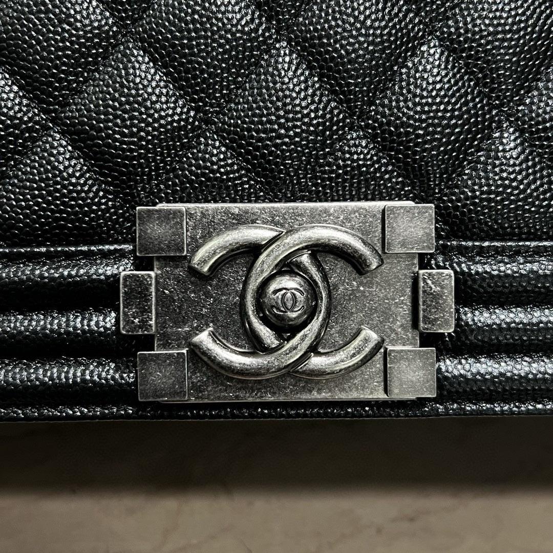 Chanel Leboy Havyar Deri Çanta 25cm