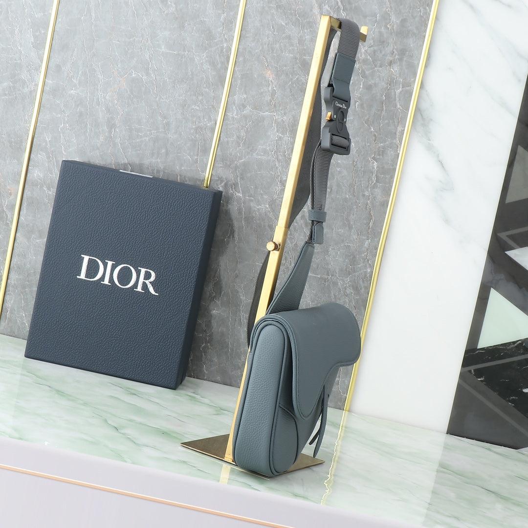 Dior Counter Sığır Derisi Eyer Çanta