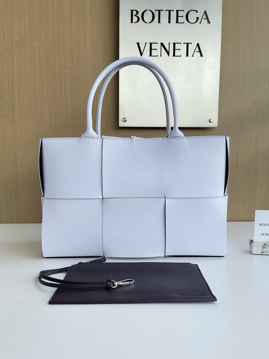 Bottega Veneta Ekstra Büyük Dikdörtgen Tote Çanta