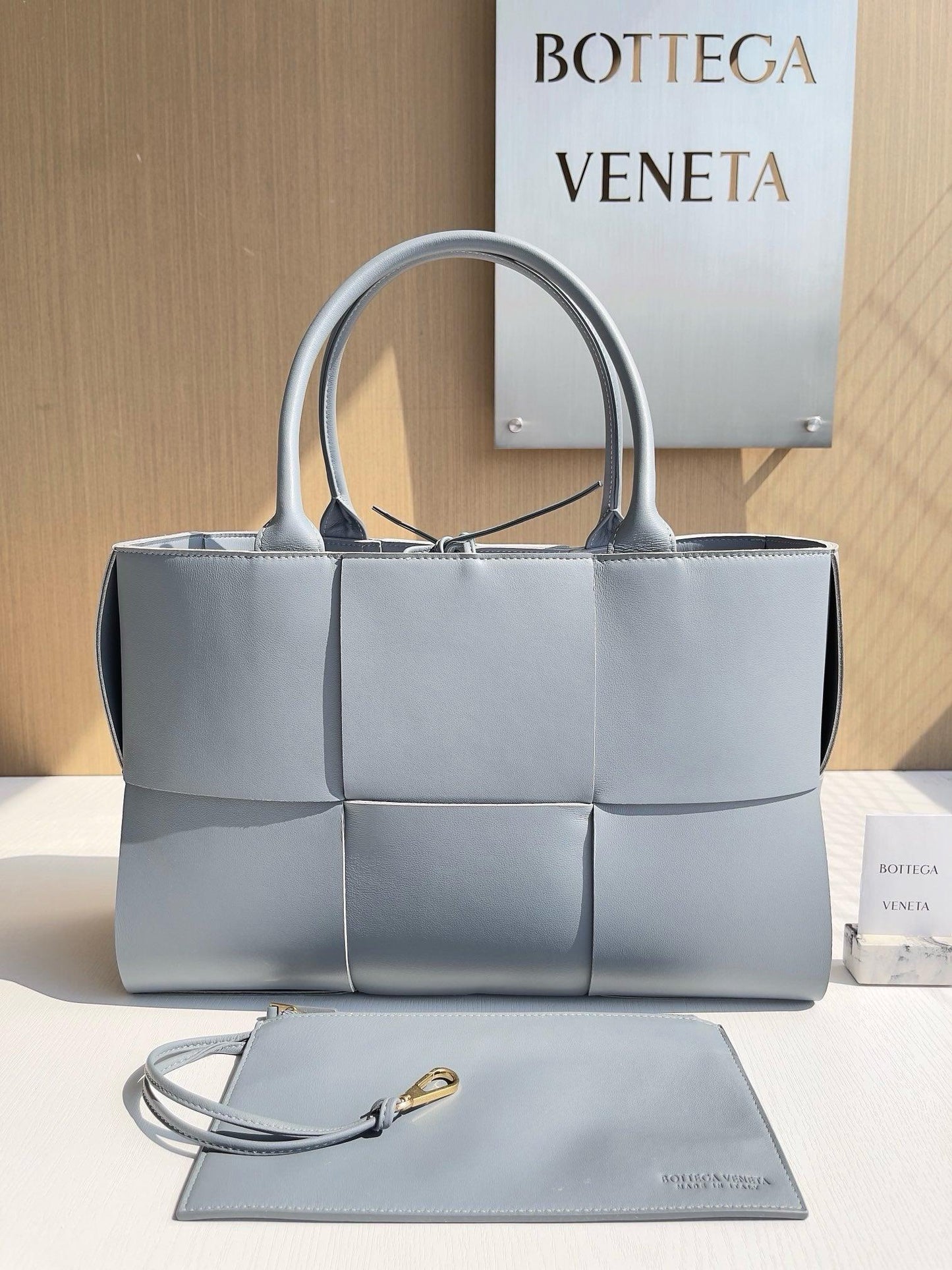 Bottega Veneta Ekstra Büyük Dikdörtgen Tote Çanta