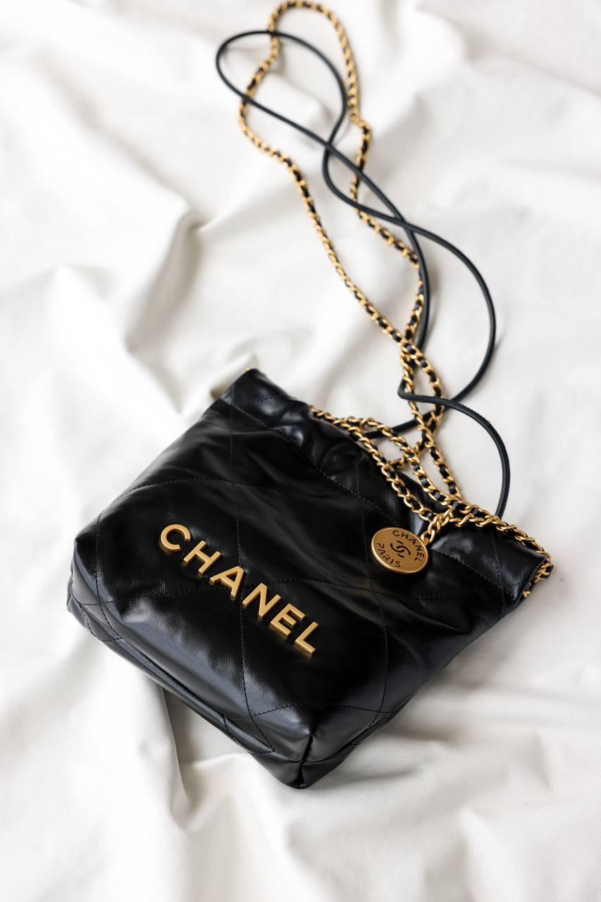 Chanel 22 Mini Çanta Siyah