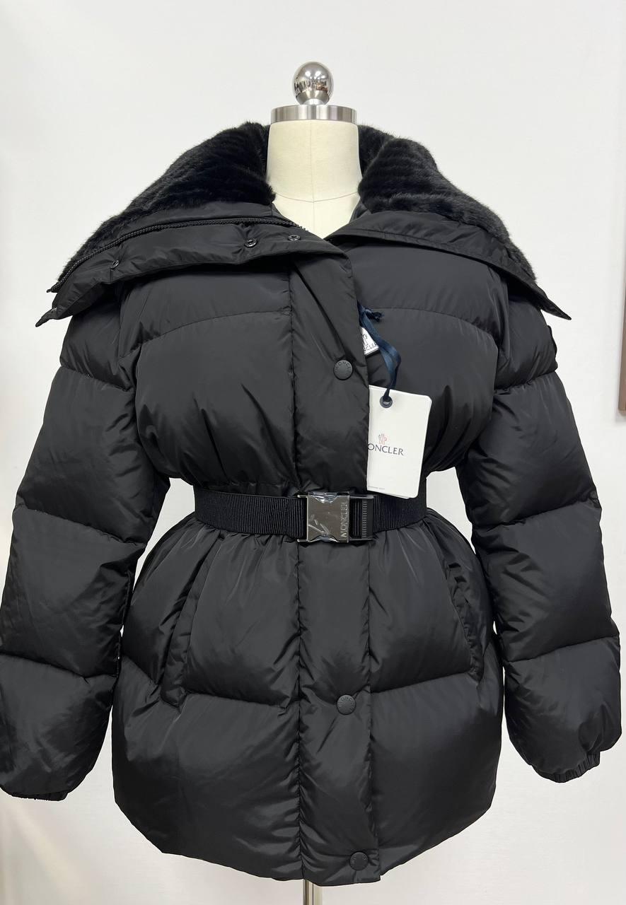 Moncler Cupidone Siyah Kapüşonlu Puff Mont