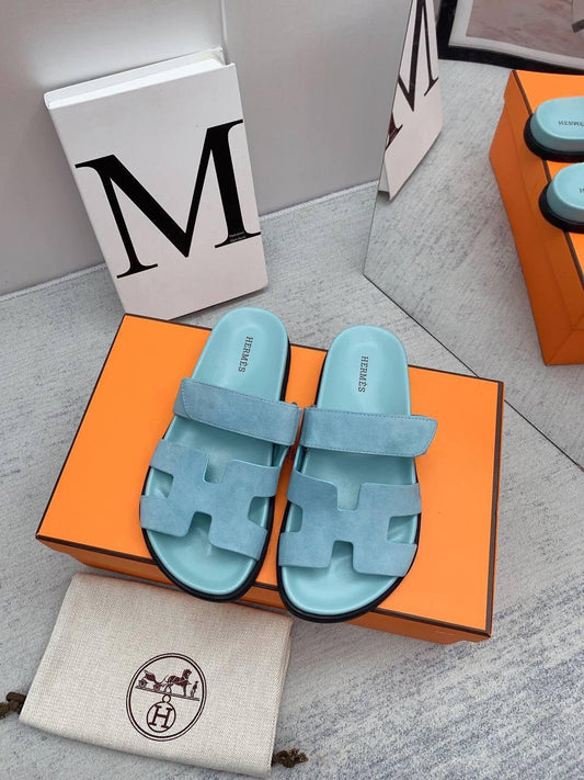 Hermès Chypre Sandals - Glimmer of Luxury