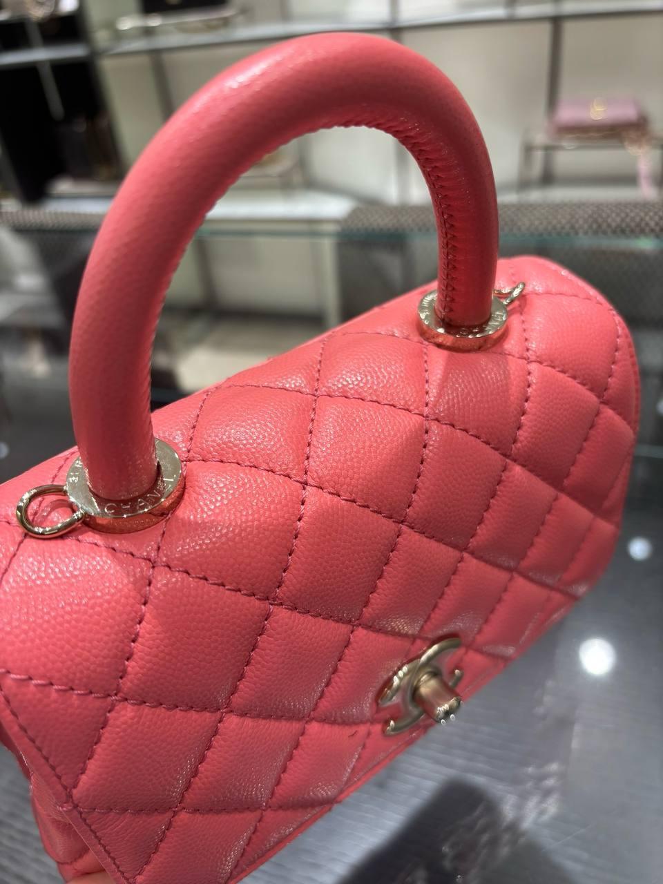 Chanel Küçük 24cm Coco Saplı Kapak Pembe Havyar Deri Çanta