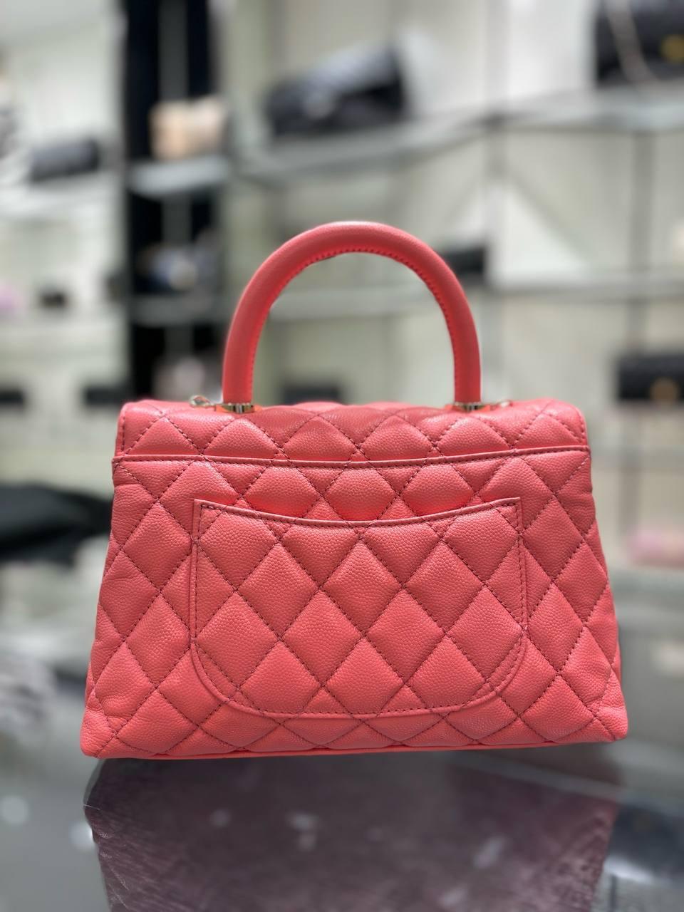 Chanel Küçük 24cm Coco Saplı Kapak Pembe Havyar Deri Çanta