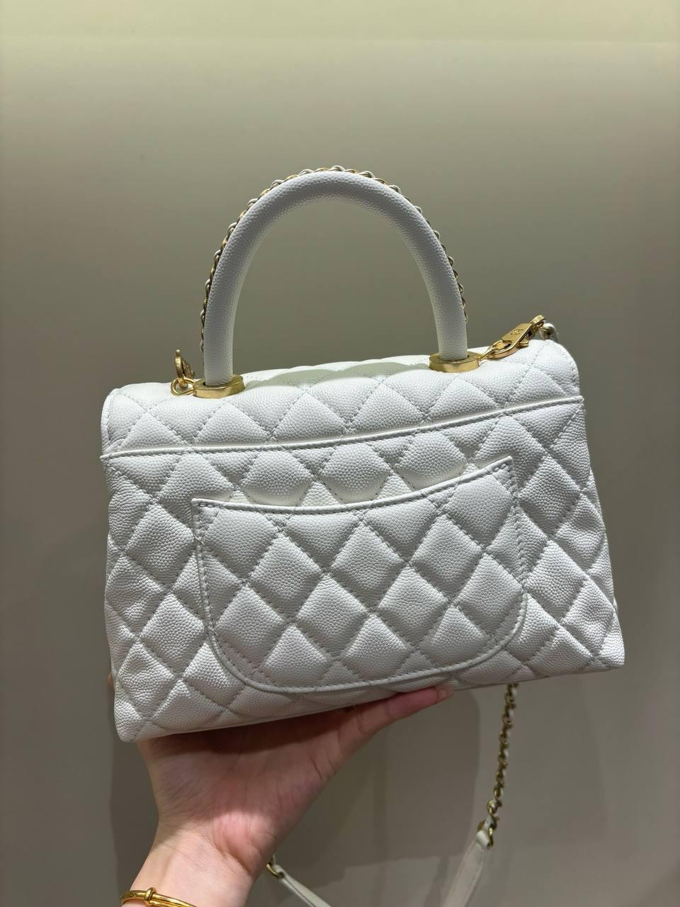 Chanel Küçük 24cm Coco Saplı Kapak Beyaz Havyar Deri Çanta