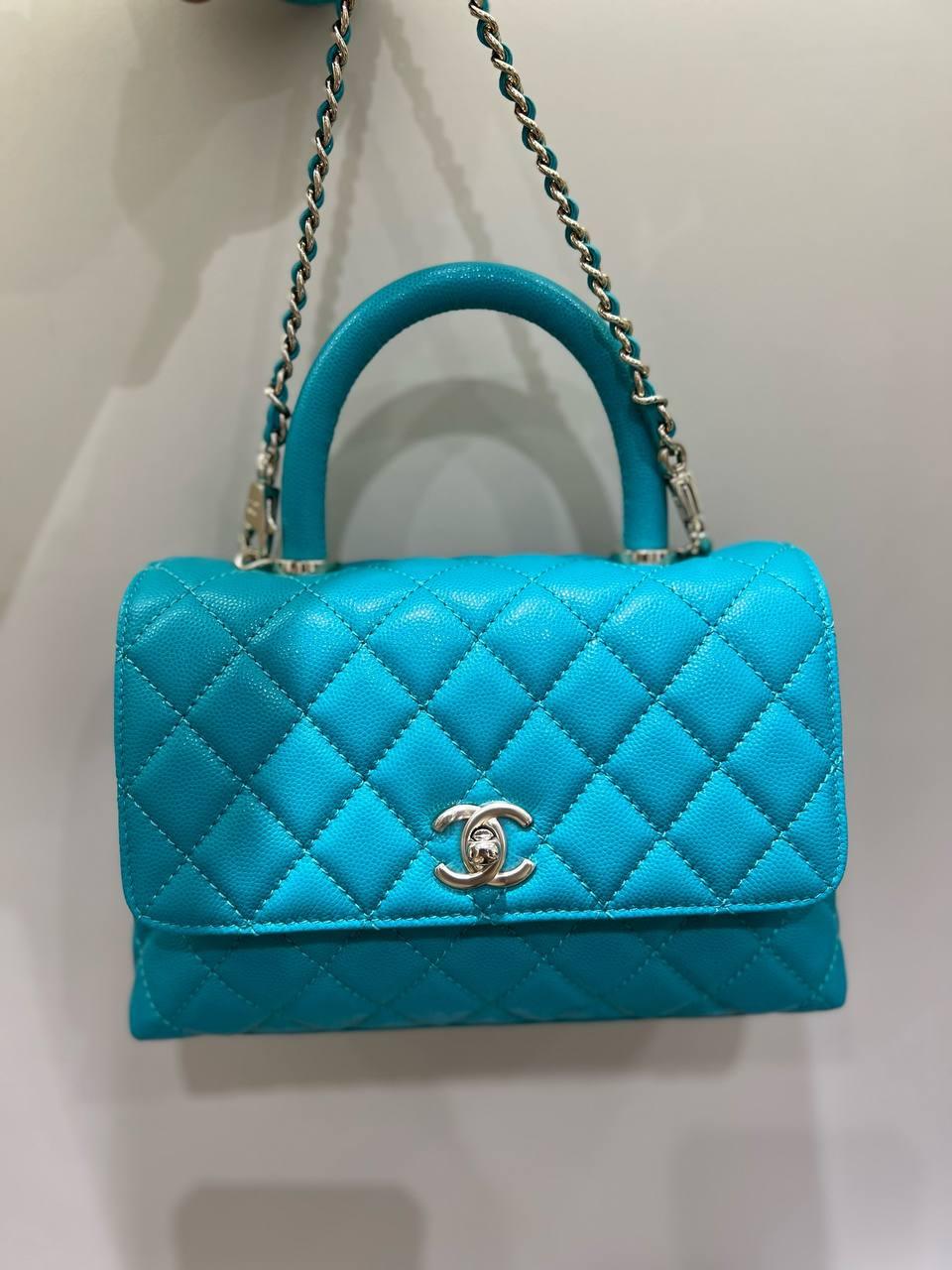 Chanel Küçük 24cm Coco Saplı Kapak Denizkızı Mavisi Havyar Deri Çanta