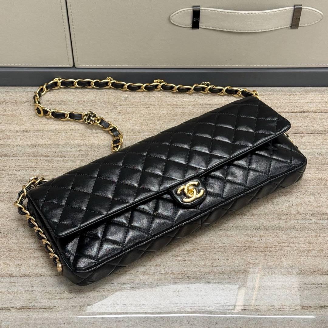 Chanel Maksi Clutch