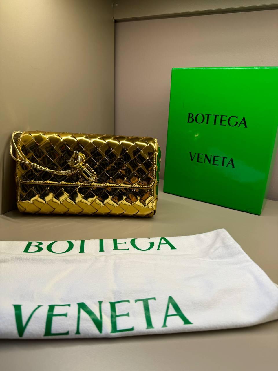 Bottega Veneta Mini Örgülü Deri Çapraz Çanta