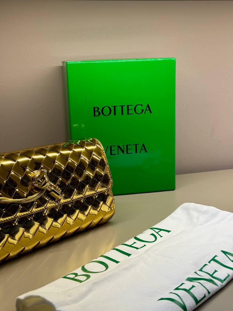 Bottega Veneta Mini Örgülü Deri Çapraz Çanta