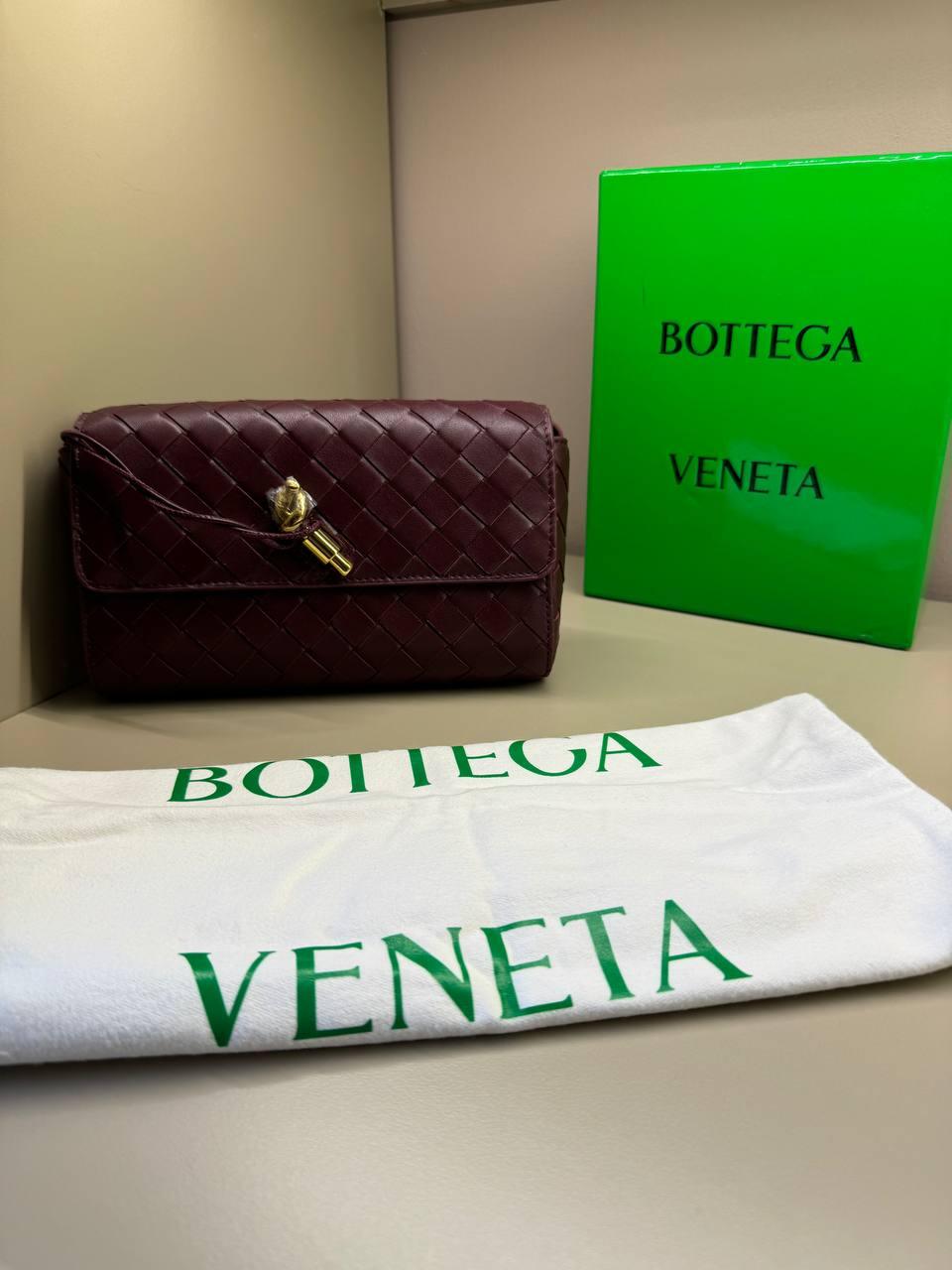 Bottega Veneta Mini Örgülü Deri Çapraz Çanta