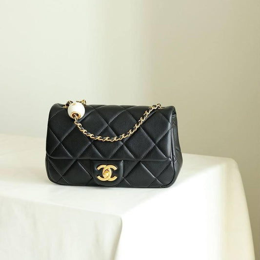 New 24S CHANEL Black Quilted Lambskin Small Flap Bag Gold CC MAXI PEARL S CRUSH