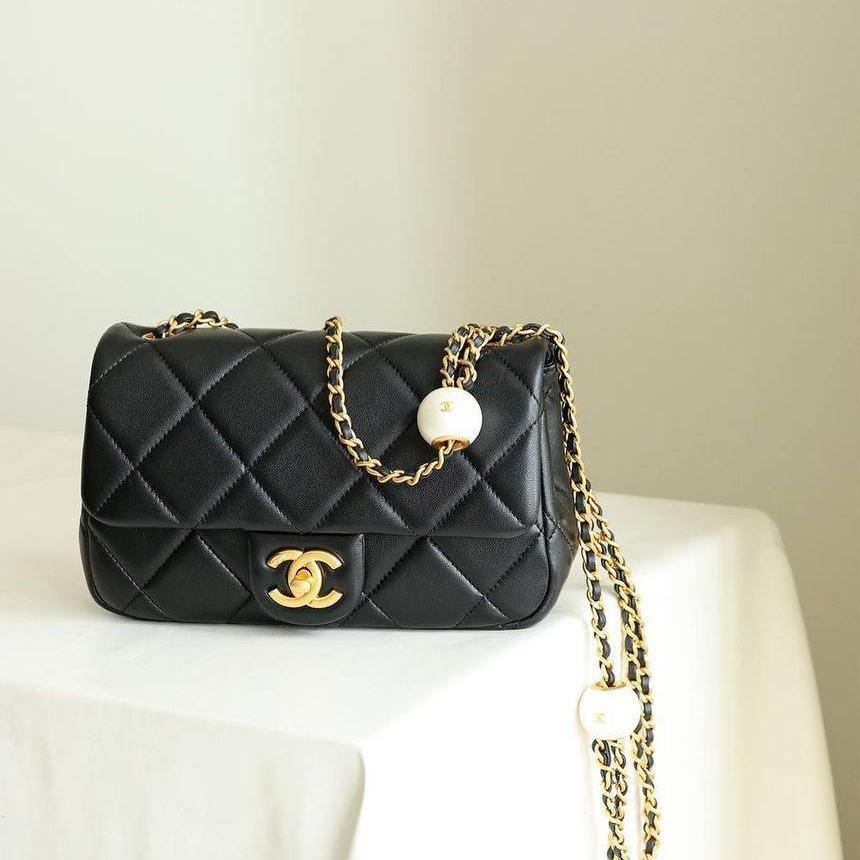 New 24S CHANEL Black Quilted Lambskin Small Flap Bag Gold CC MAXI PEARL S CRUSH