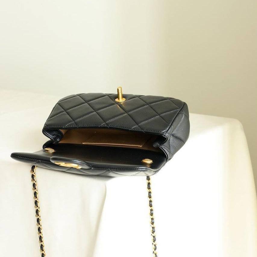 New 24S CHANEL Black Quilted Lambskin Small Flap Bag Gold CC MAXI PEARL S CRUSH