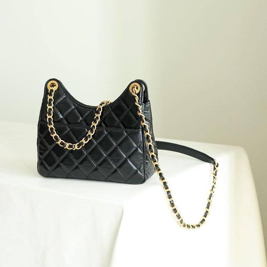 Chanel Rugan Hobo Çanta