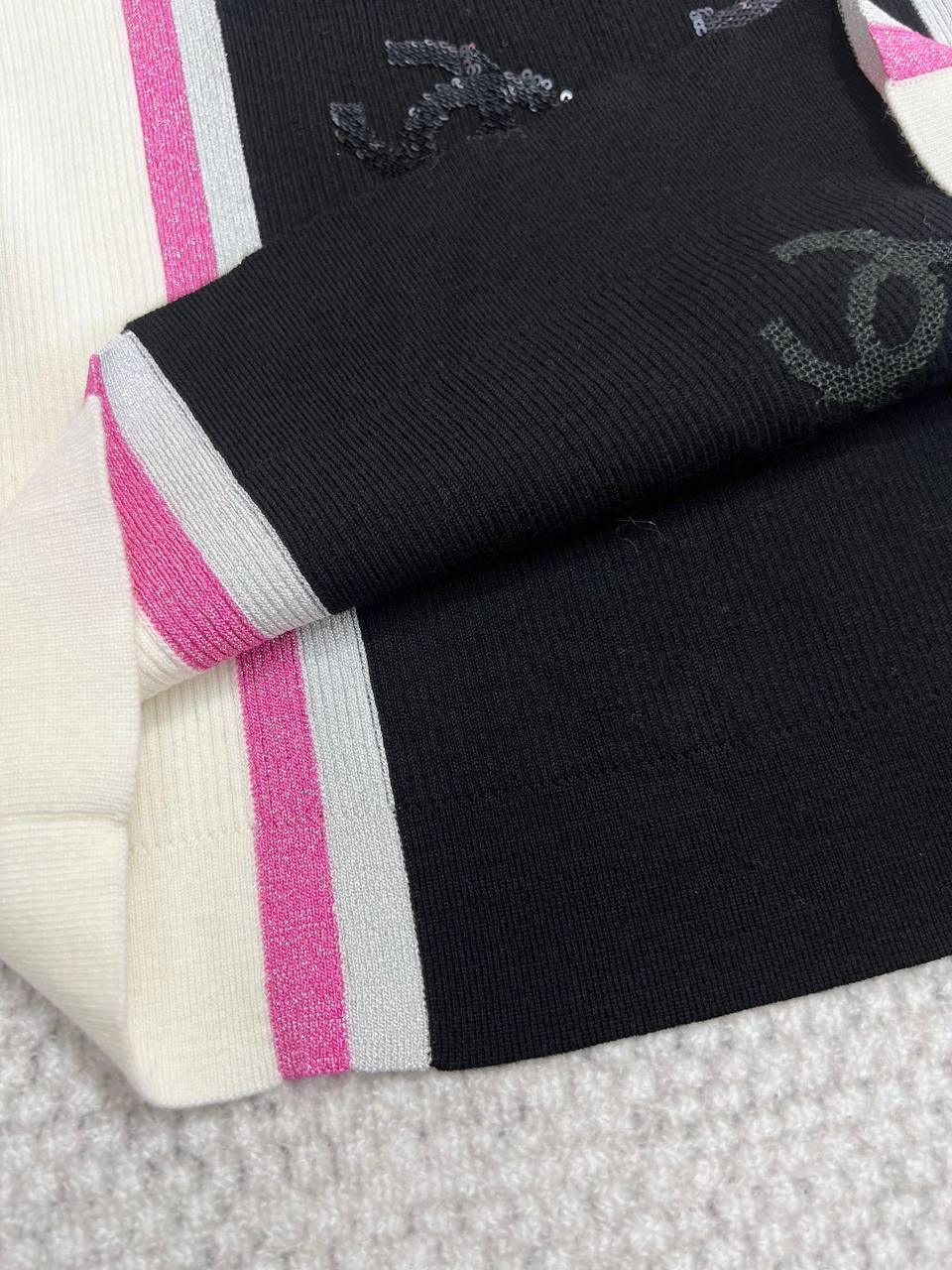 chanel wool vest