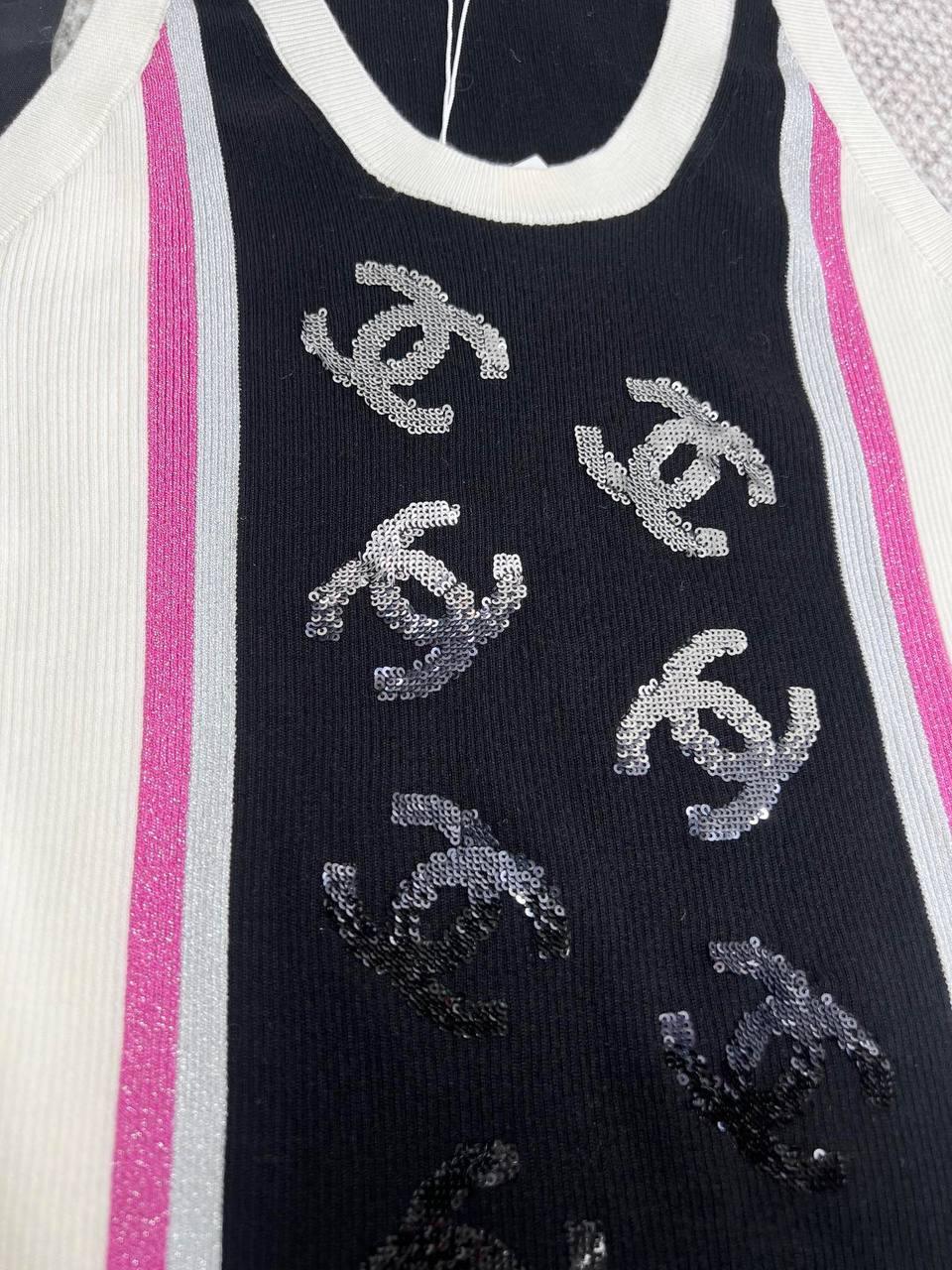 chanel wool vest