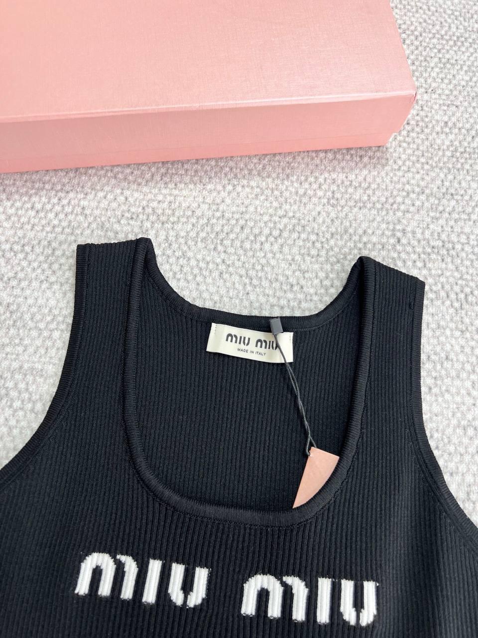 Miu Miu 24 Crop