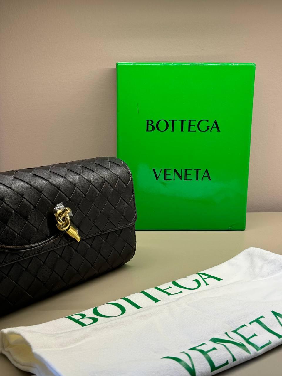 Bottega Veneta Mini Örgülü Deri Çapraz Çanta