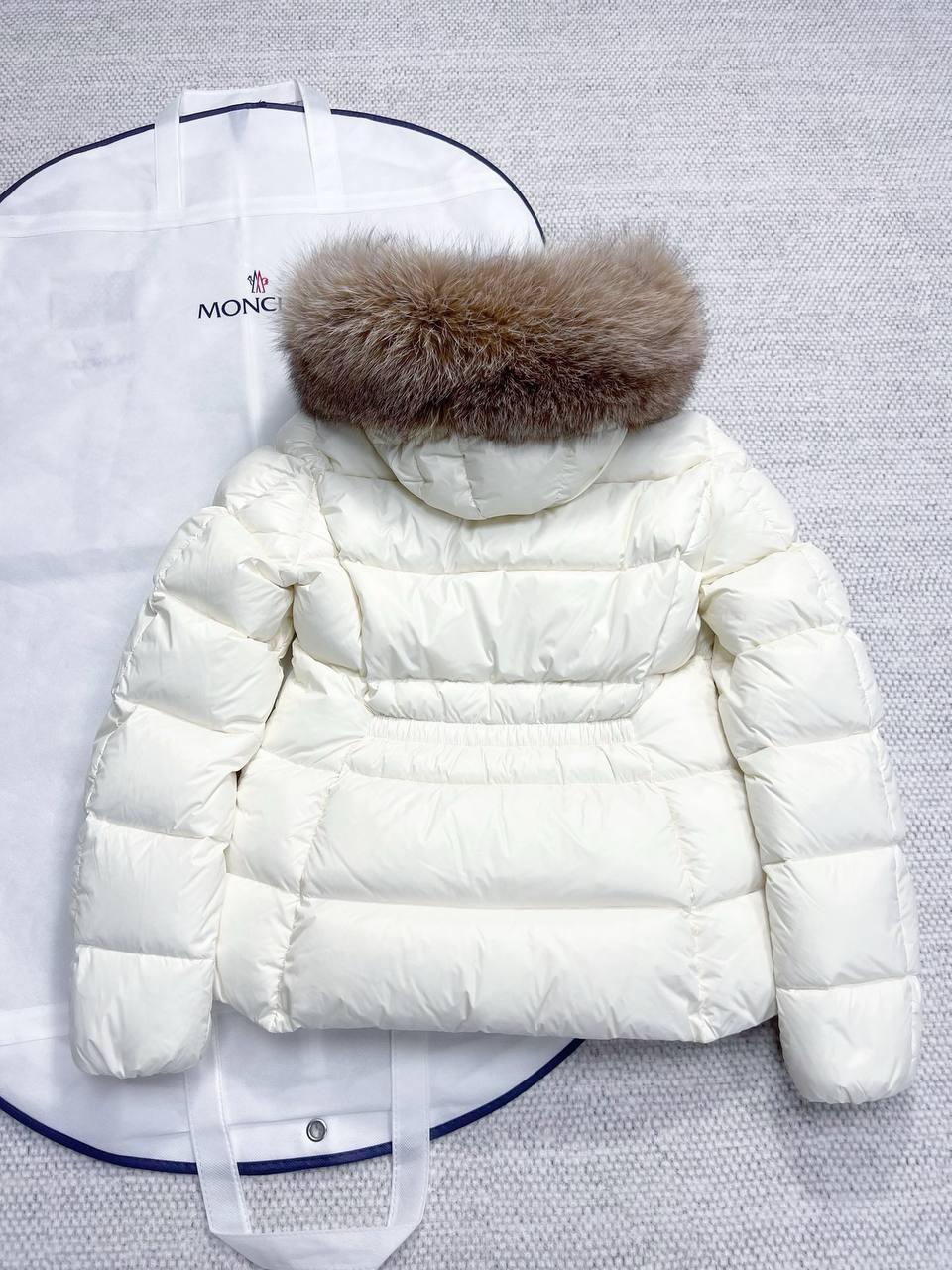 Moncler Koyun Postu Kapşonlu Boed Kısa Şişme Mont