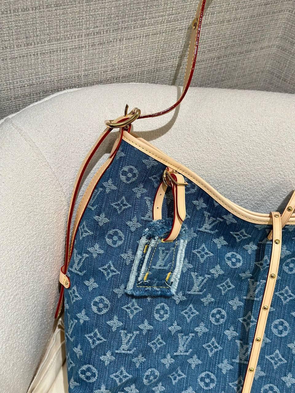 Louis Vuitton Carry All MM