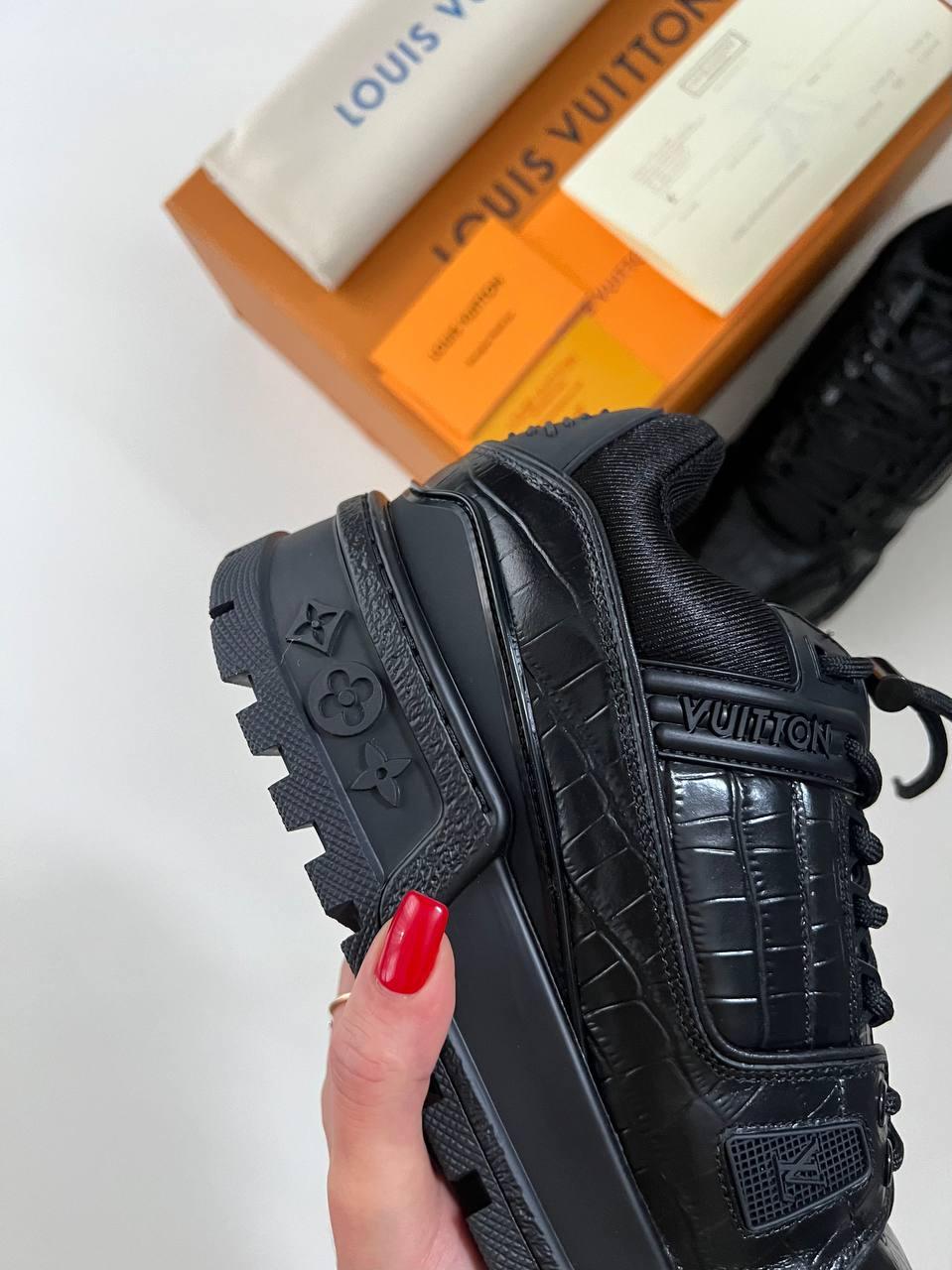 Louis Vuitton 24 Sneaker