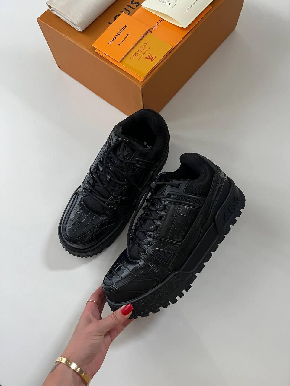 Louis Vuitton 24 Sneaker