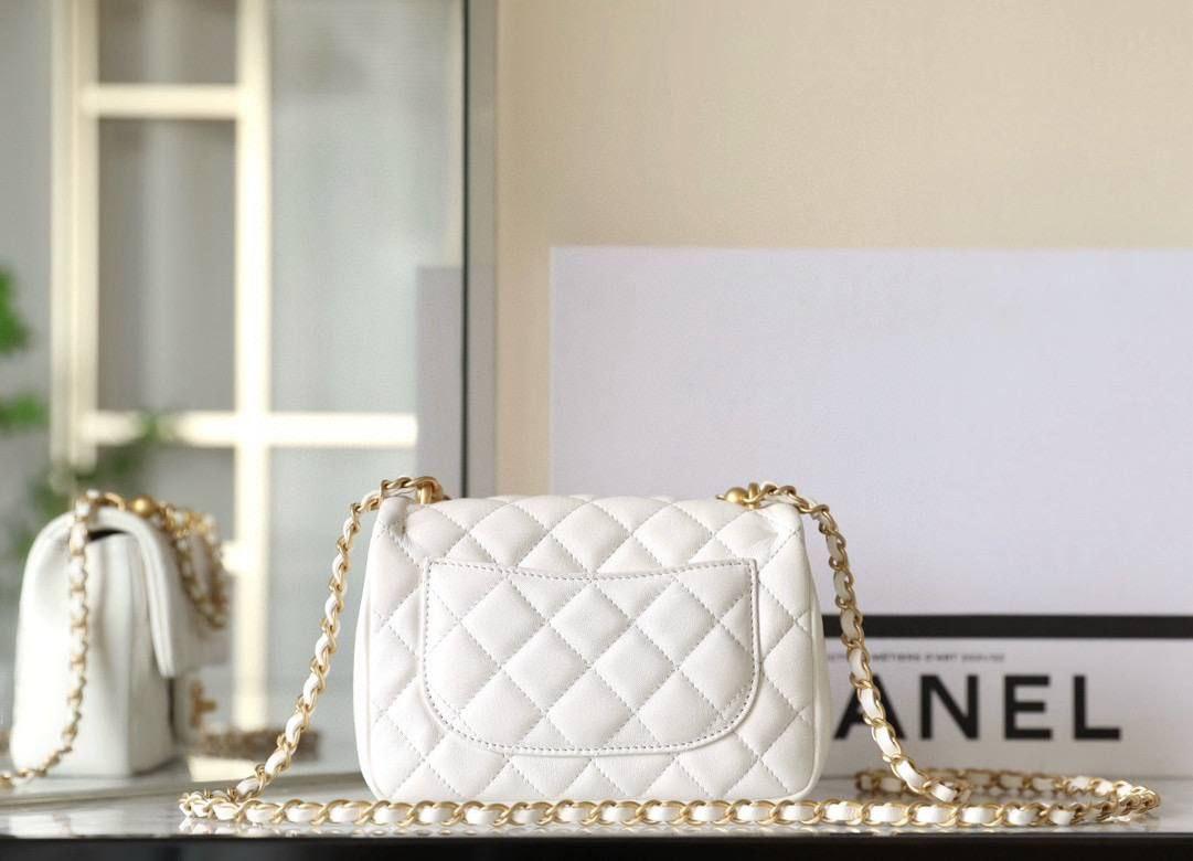 chanel mini flap bag